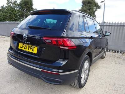 2021 21 REG VOLKSWAGEN TIGUAN LIFE TSI DAMAGED REPAIRABLE SALVAGE - £8,450 -