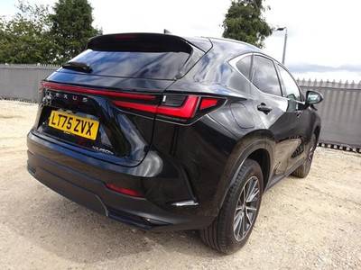 2025 75 REG LEXUS NX 450H + PREMIUM PHEV HYBRID AUTO DAMAGED REPAIRABLE SALVAGE - £15,750 -
